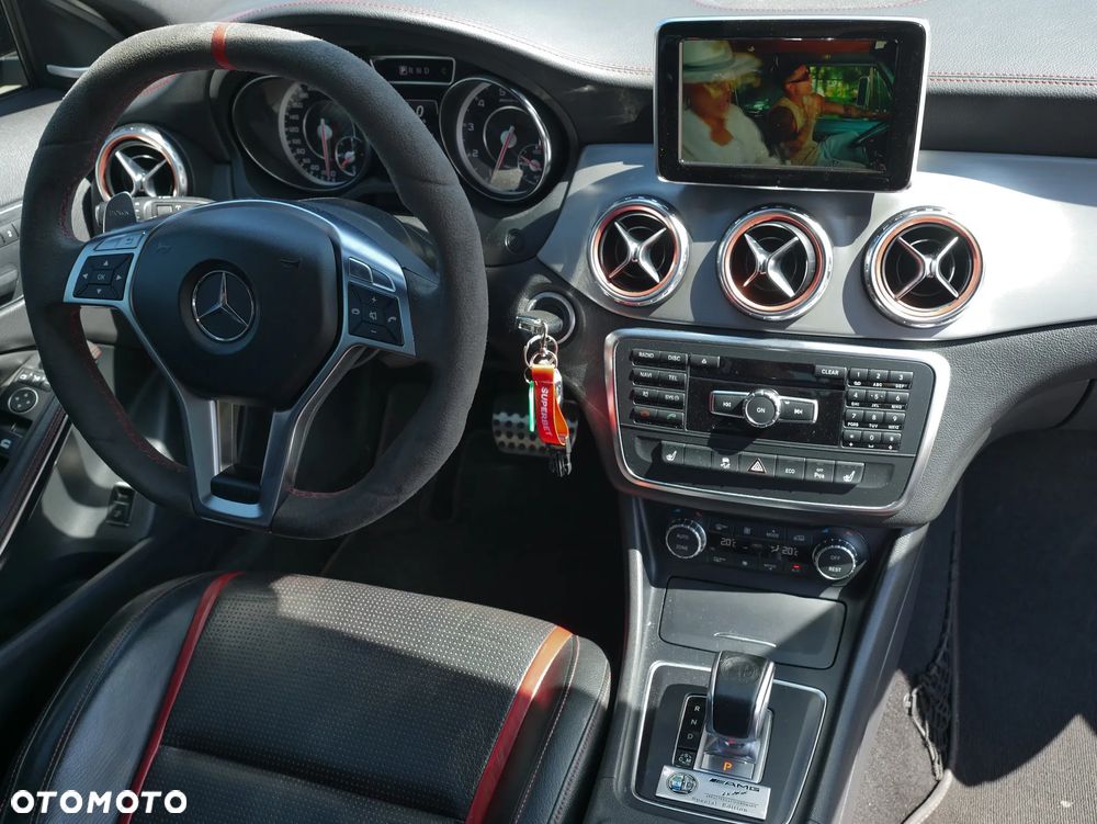 Mercedes-Benz GLA 45 AMG 4-Matic Edition 1 - 27