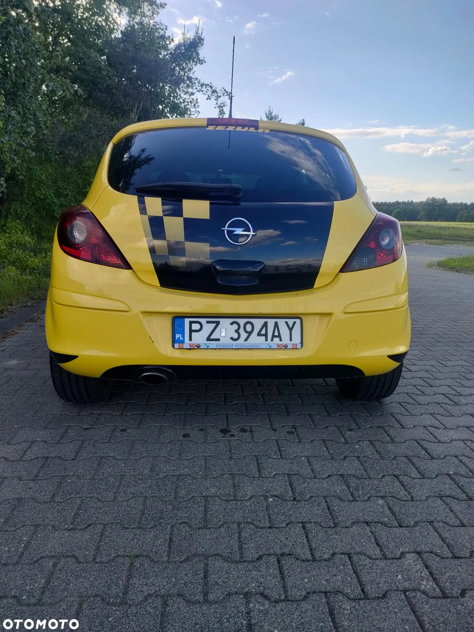 Opel Corsa 1.4 16V Color Edition - 8