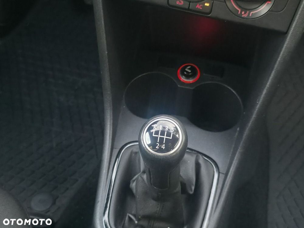 Volkswagen Polo - 16