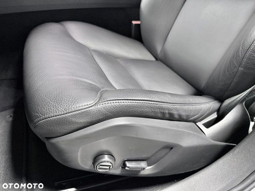 Volvo V60 D3 SCR Inscription - 28
