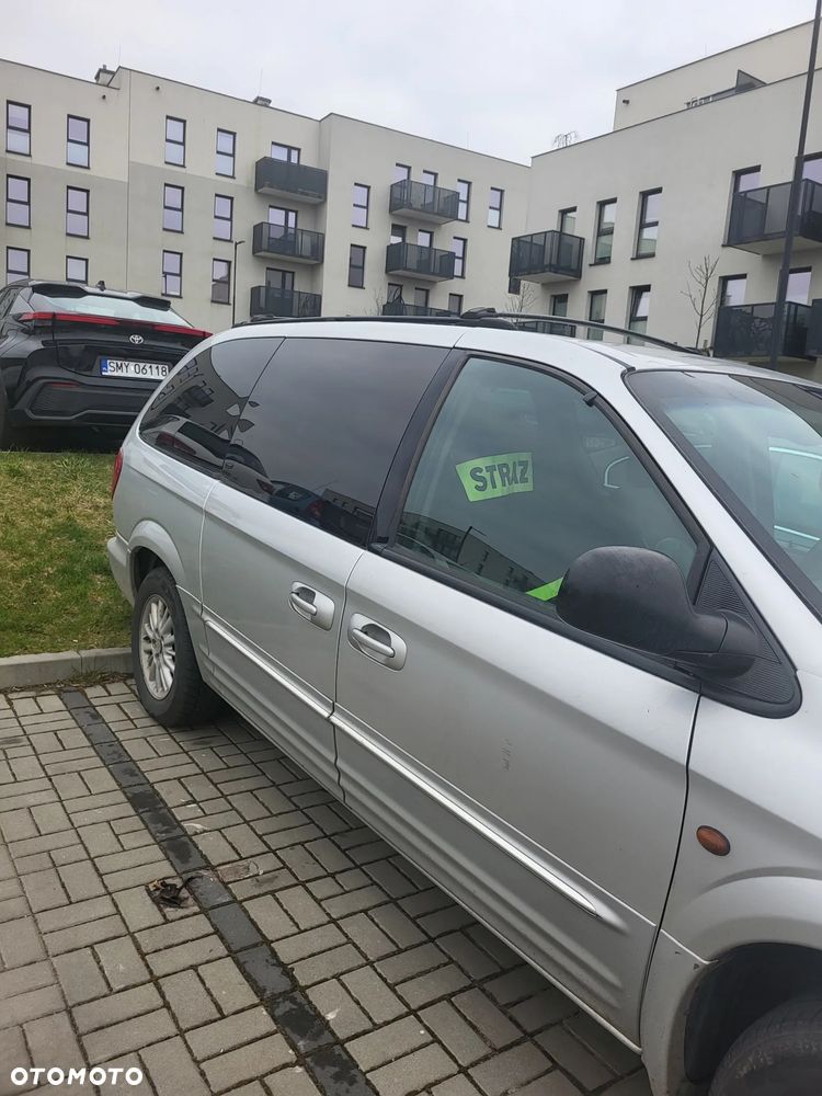Chrysler Grand Voyager - 3