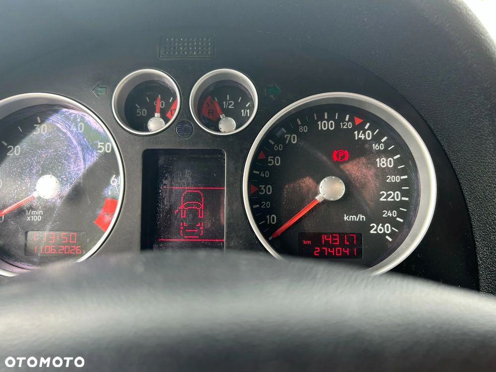 Audi TT Coupé 1.8T Quattro - 10