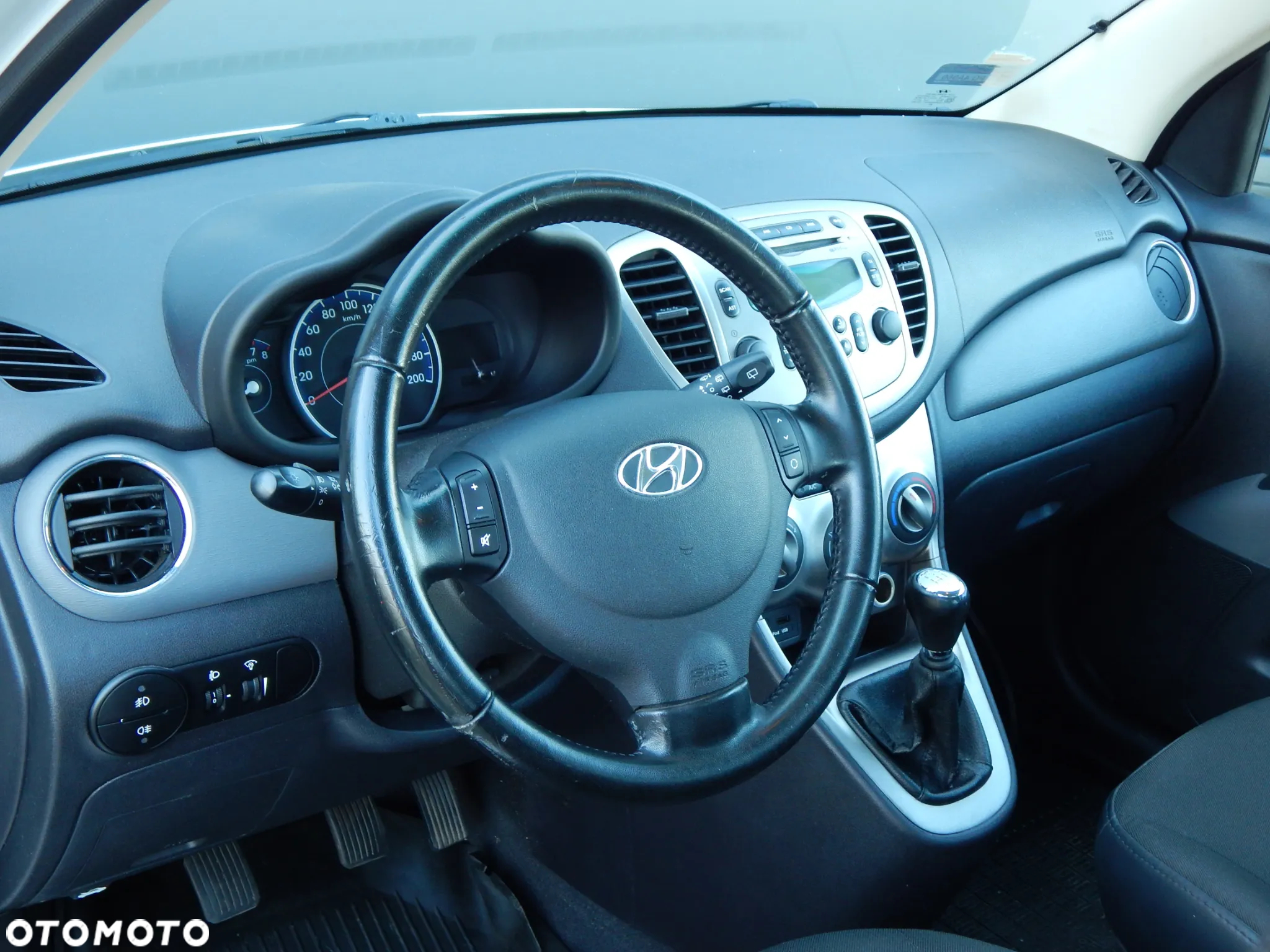 Hyundai i10 1.2 Premium - 32