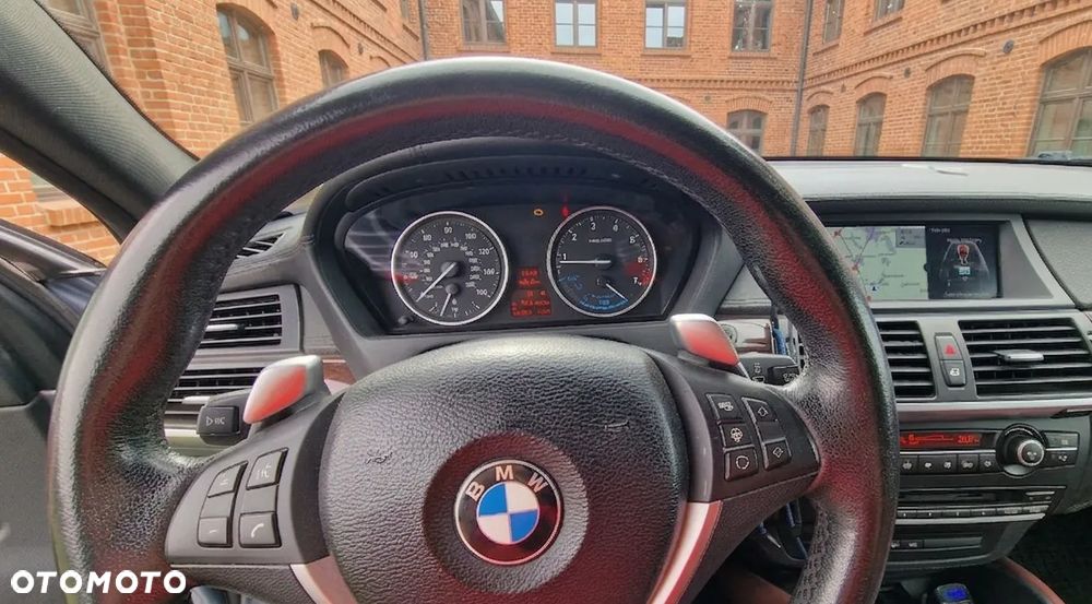 BMW X6 - 8