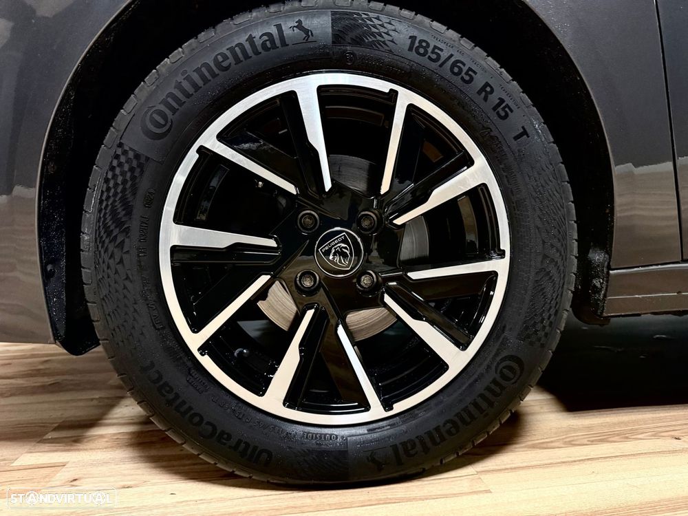 Peugeot 208 - 9
