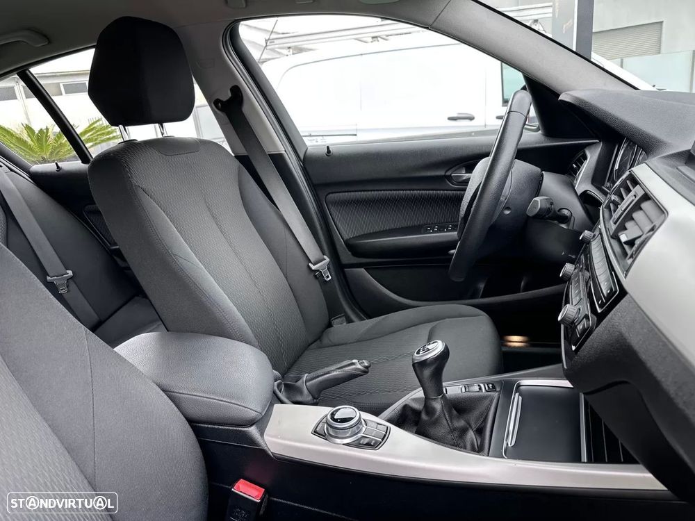 BMW 116 d Sport Line - 55