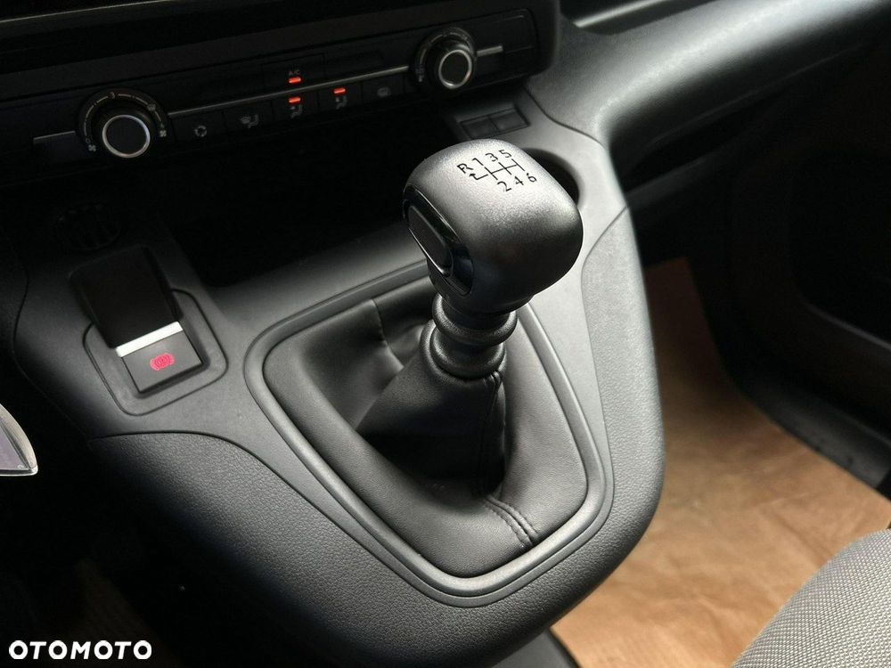 Toyota Proace City - 18