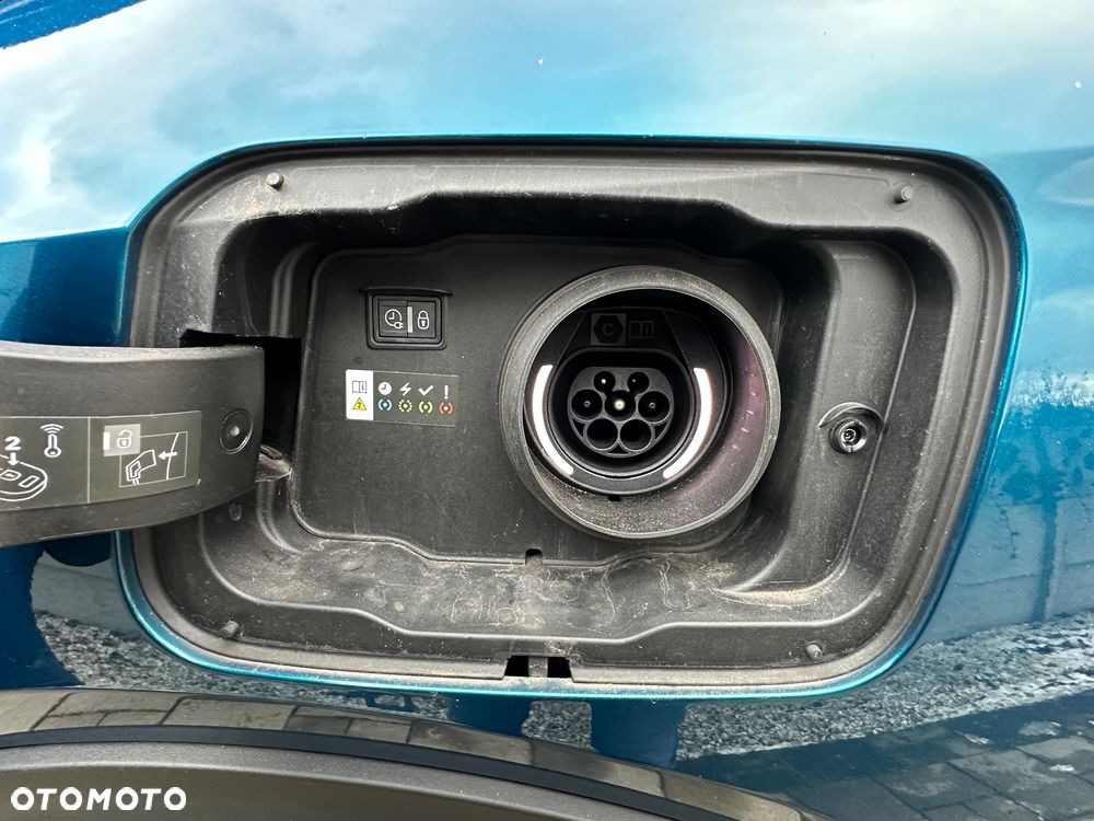 Peugeot 408 180 e-EAT8 Allure - 17