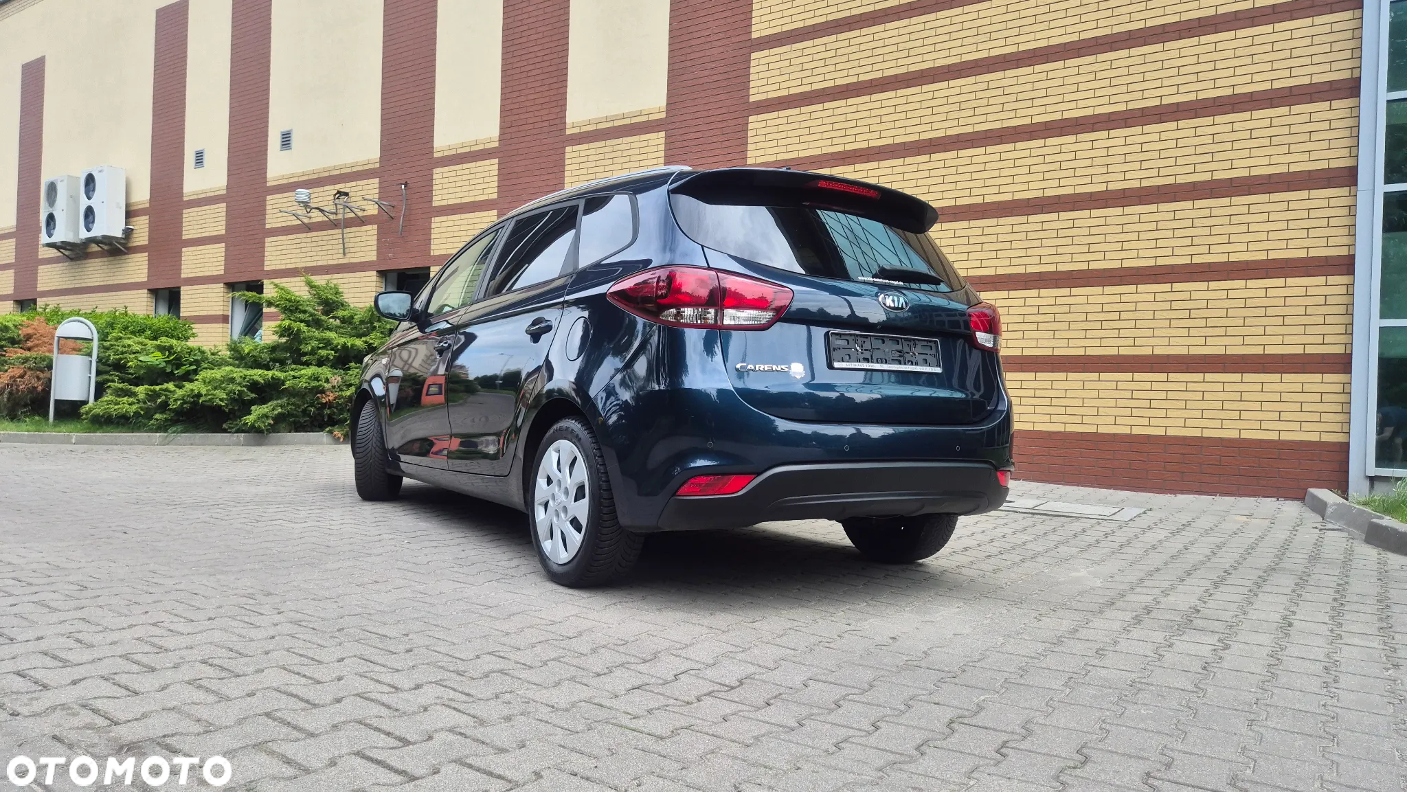 Kia Carens 1.6 GDI Dream Team Edition - 39