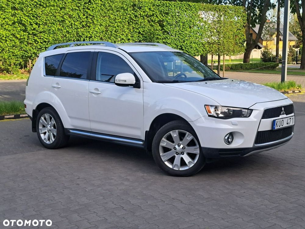 Mitsubishi Outlander - 3