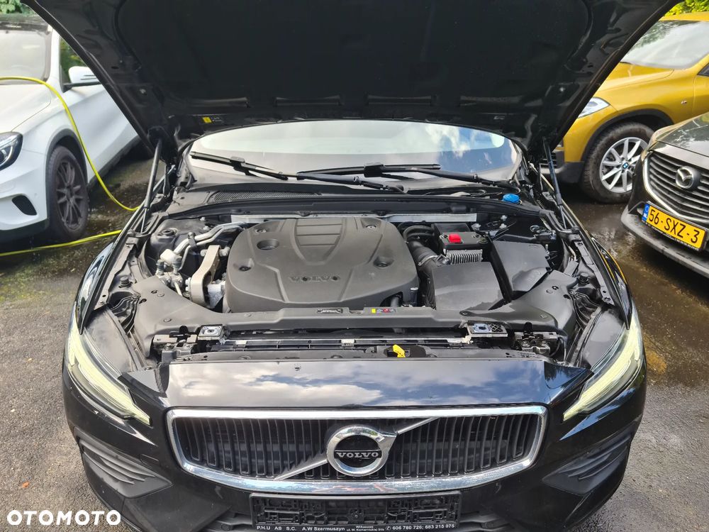 Volvo V60 D4 Drive-E Momentum - 39