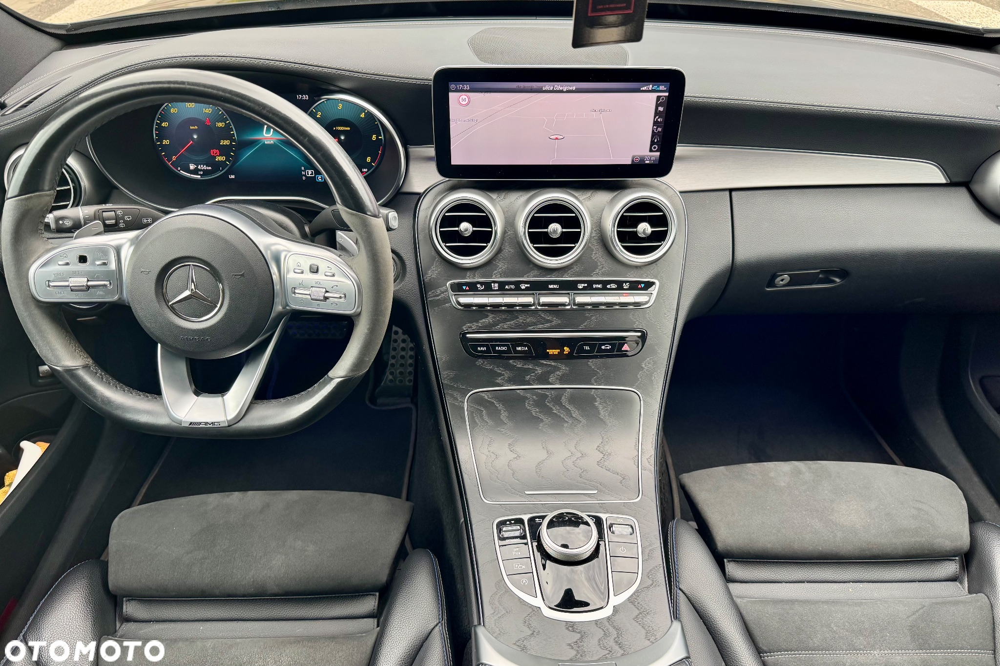 Mercedes-Benz Klasa C 220 d T 9G-TRONIC AMG Line - 18