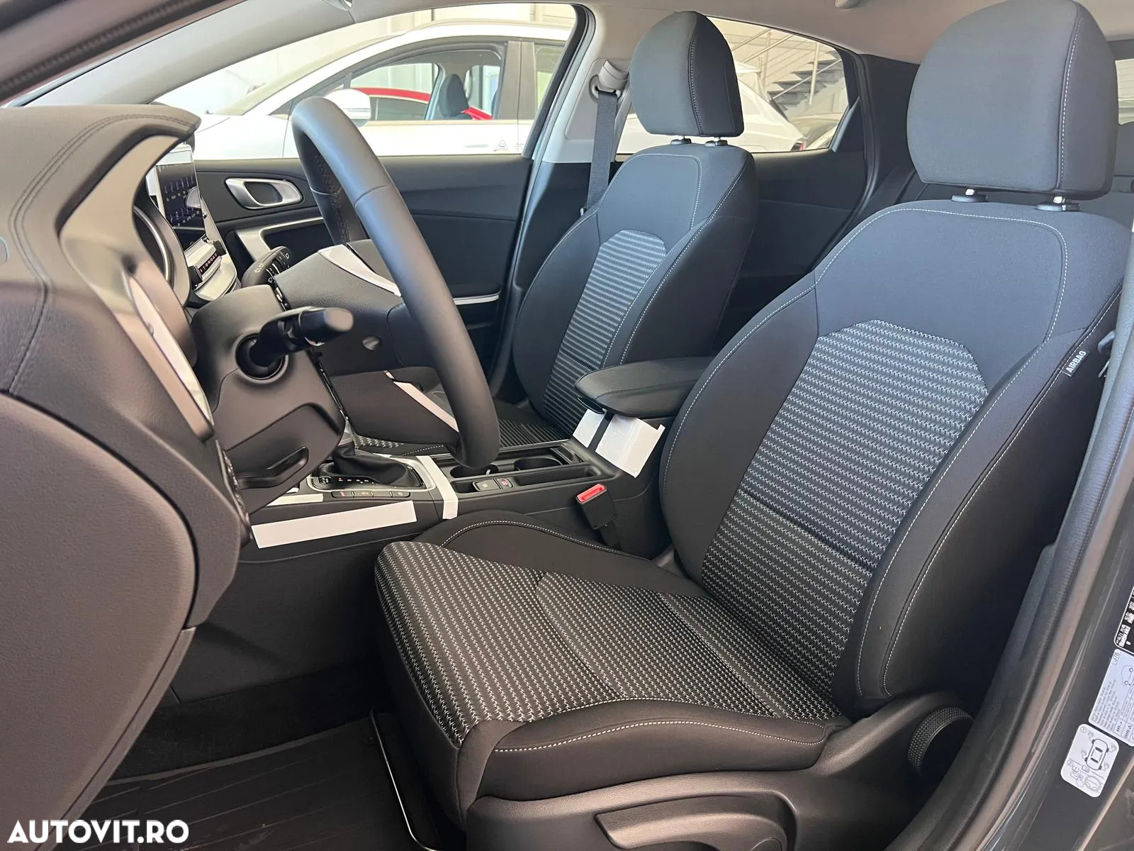 Kia XCeed 1.5 T-GDI 7DCT City - 10