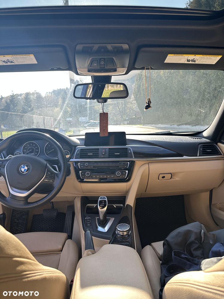 BMW Seria 3 328i Luxury Line - 21