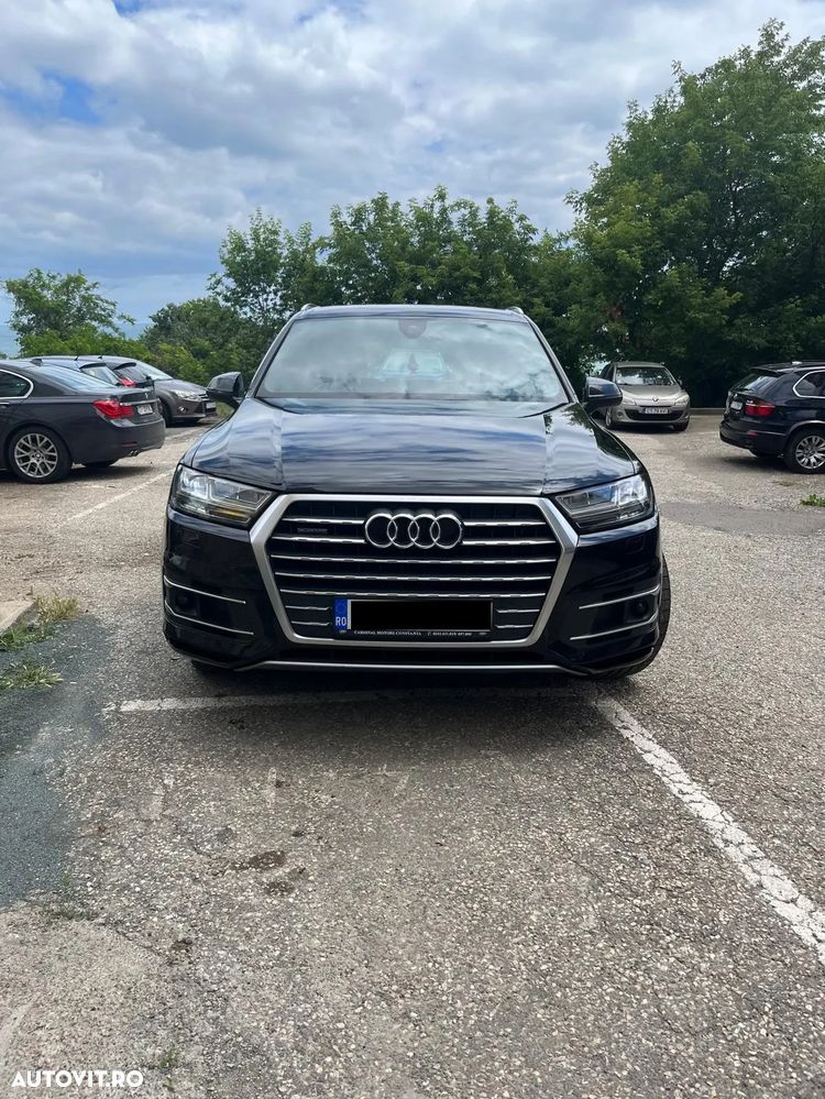 Audi Q7 - 1