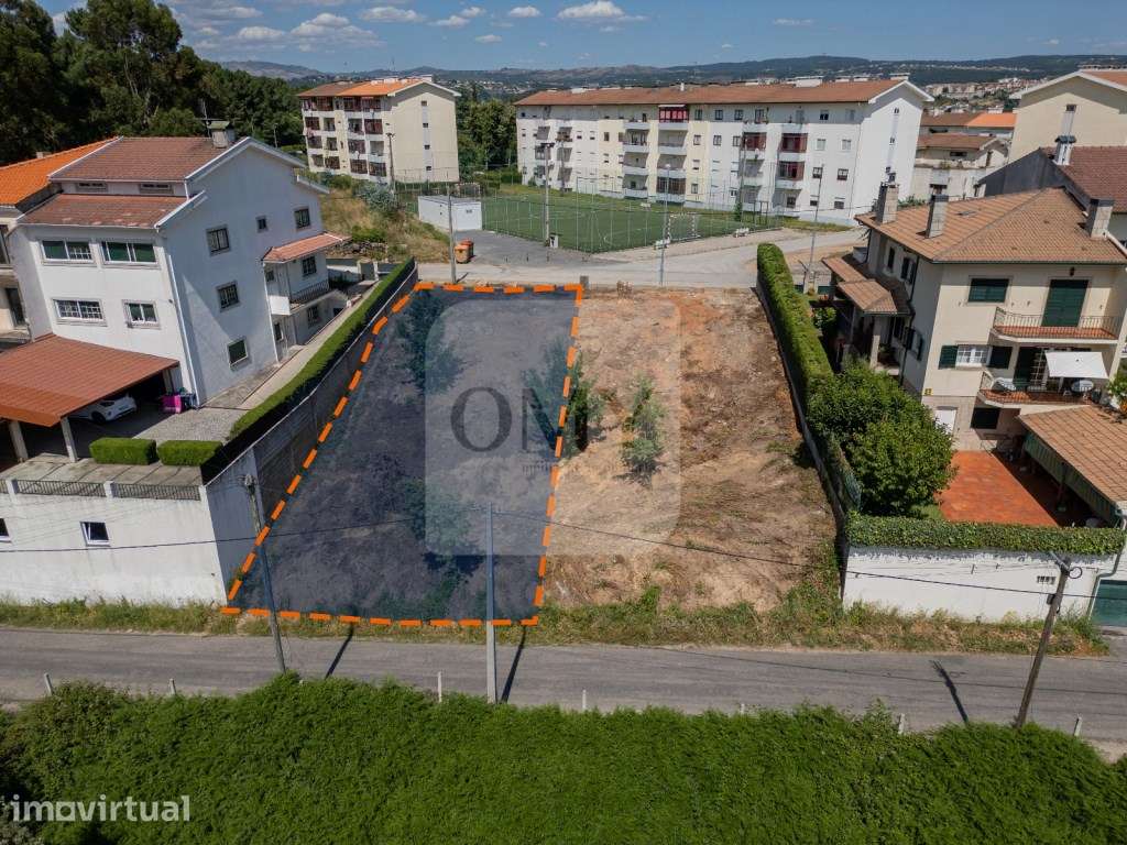 2 Lotes Moradias 3 Frentes | Ao Hospital em Lordelo | Vila Real - Grande imagem: 4/5