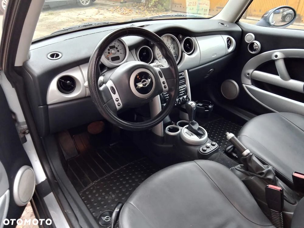 MINI Cooper Standard - 9