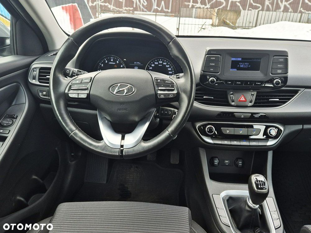 Hyundai i30 - 25