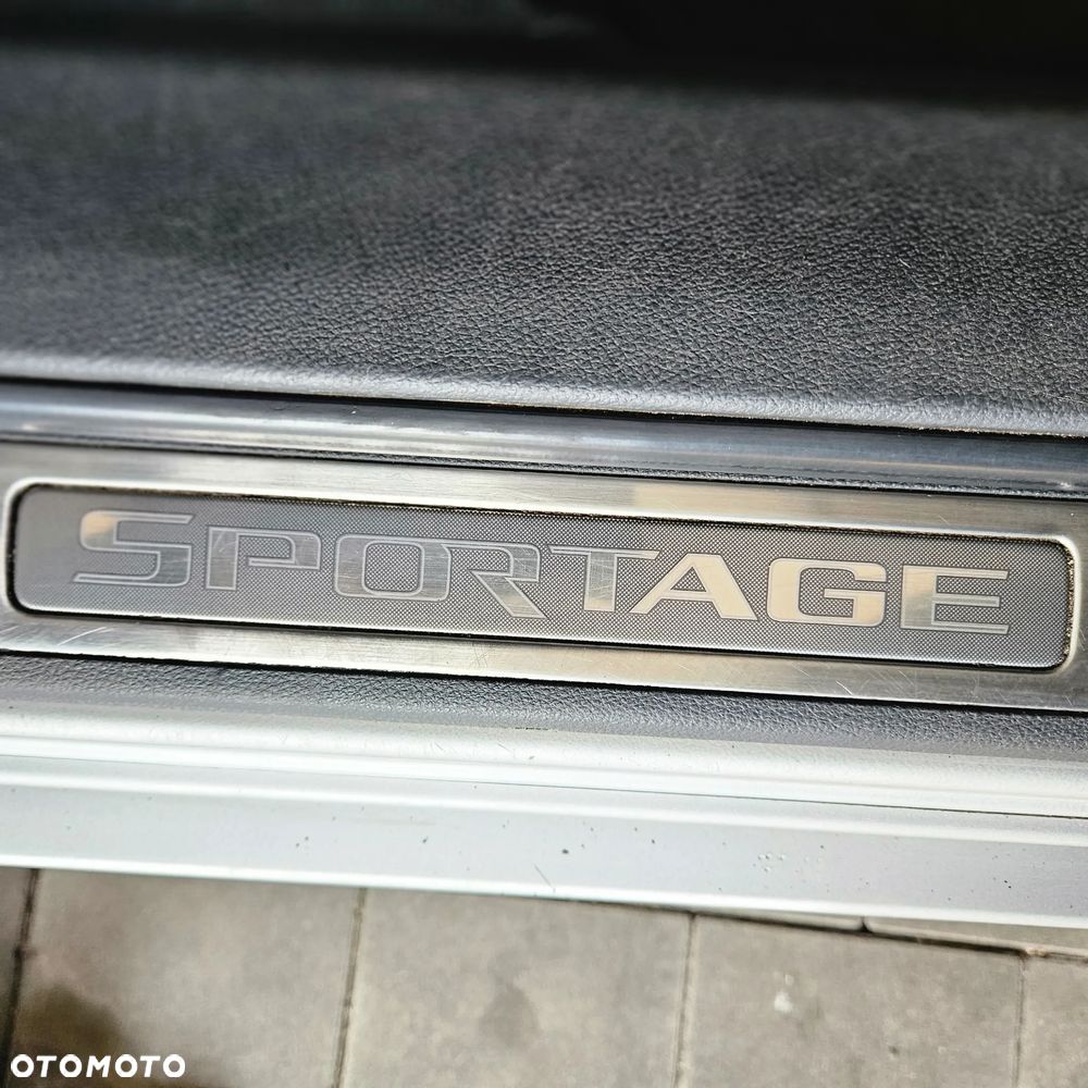 Kia Sportage - 11