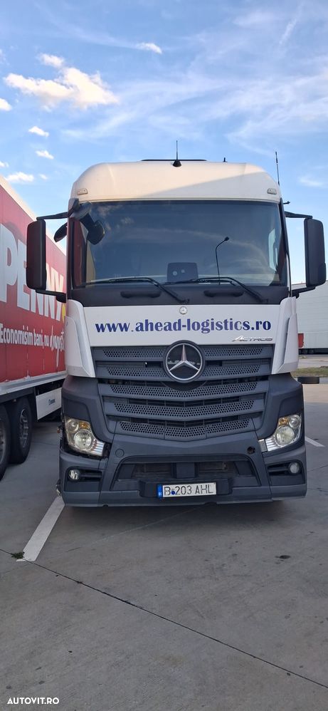 Mercedes-Benz Actros - 1