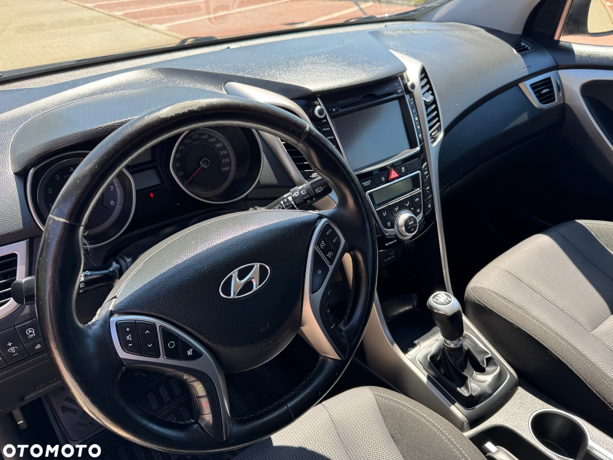 Hyundai i30 1.4 YES - 11