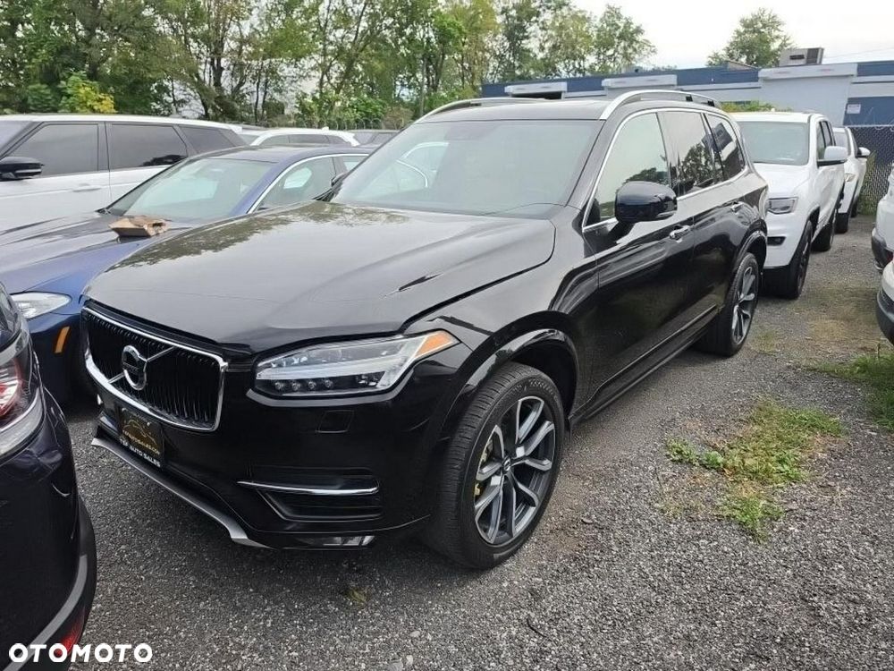 Volvo XC 90 - 1