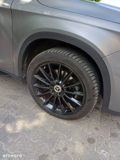 Mercedes-Benz GLA 250 7G-DCT Peak Edition - 12