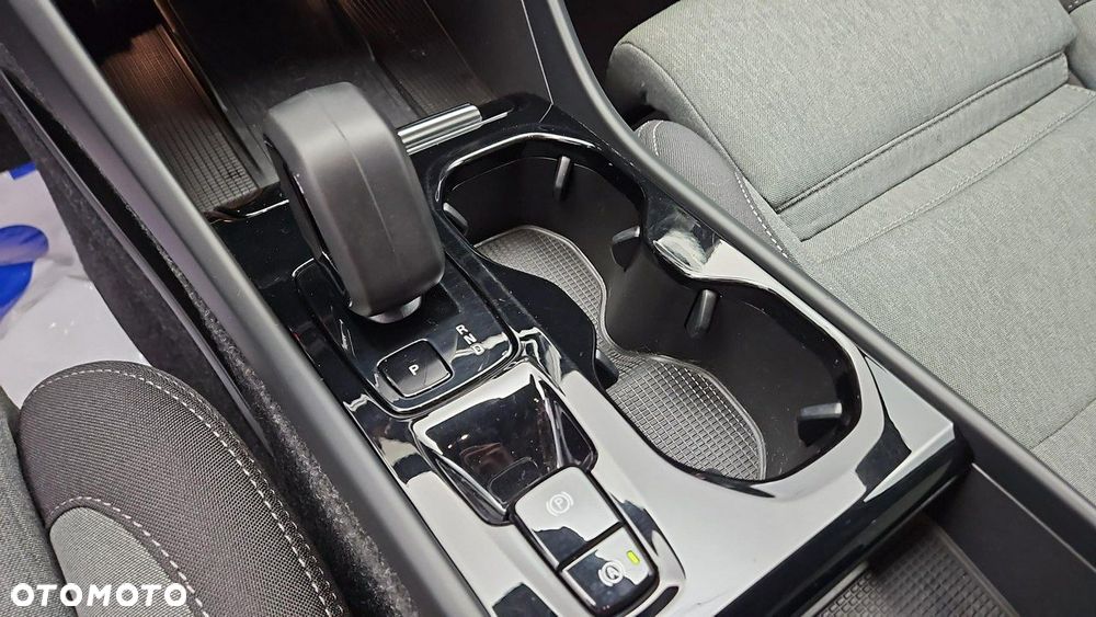 Volvo XC 40 - 18