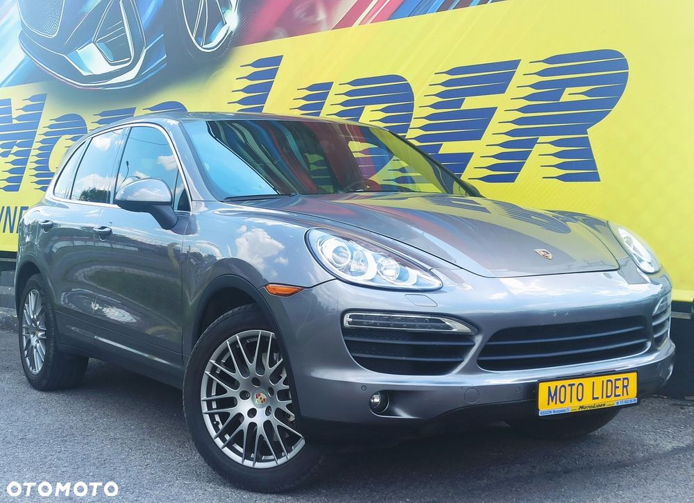 Porsche Cayenne - 1
