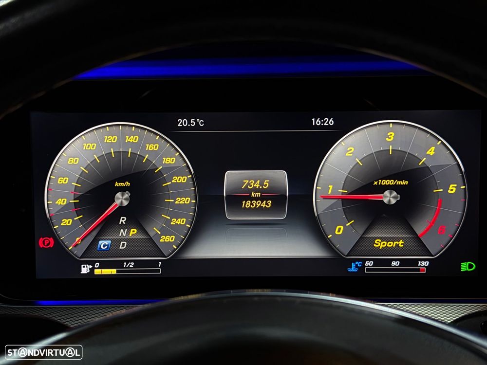 Mercedes-Benz E 220 d 4Matic 9G-TRONIC AMG Line - 20