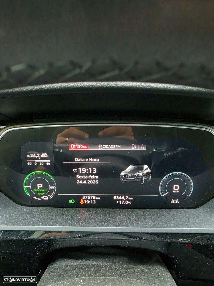 Audi e-tron 50 quattro - 24