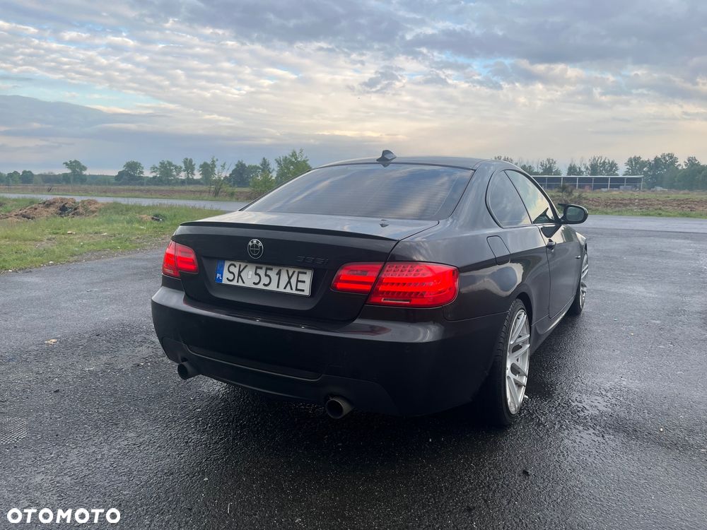 BMW Seria 3 335i M Sport Edition - 10