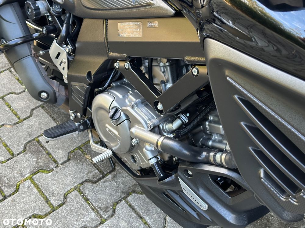 Suzuki V-STROM - 14