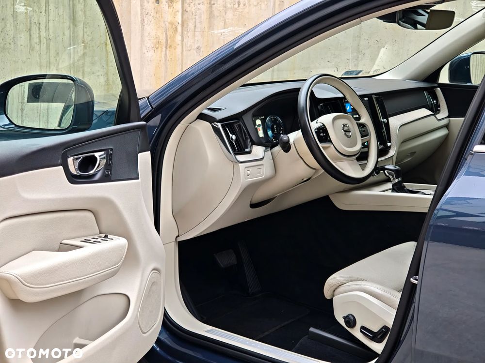 Volvo XC 60 D4 Inscription - 13