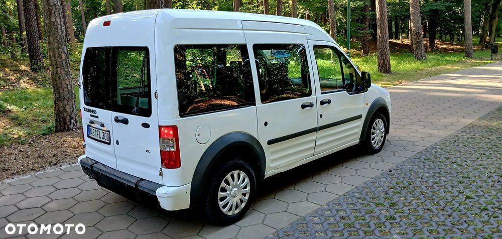 Ford Tourneo Connect - 10