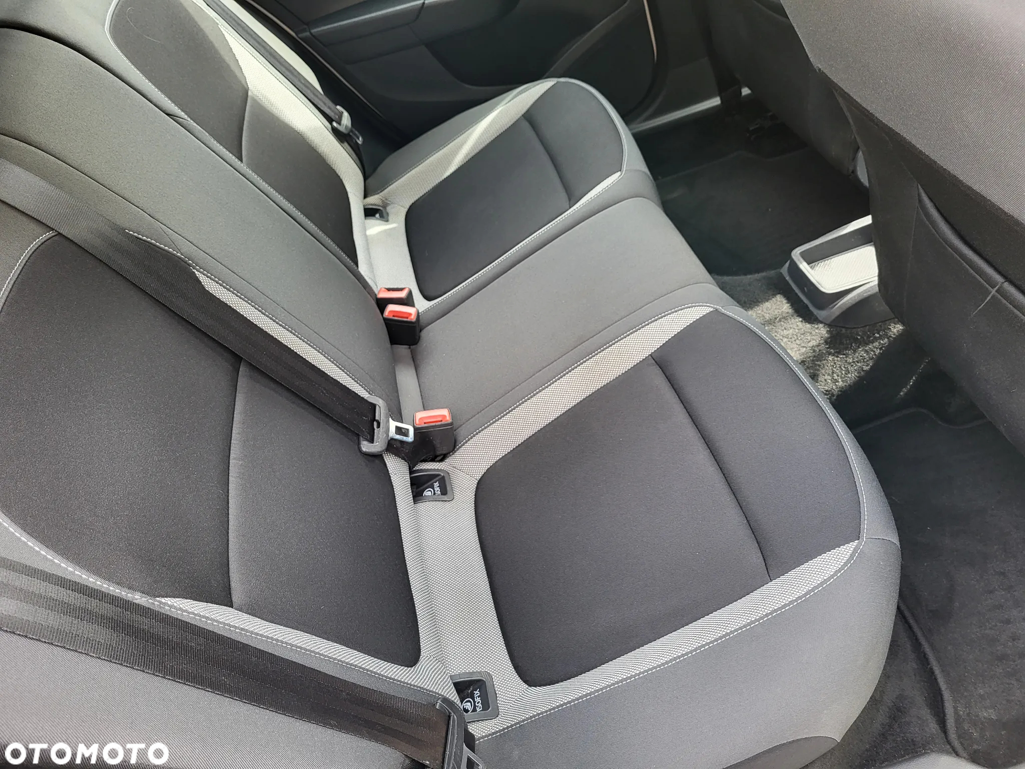 Skoda Fabia 1.0 Ambition - 8