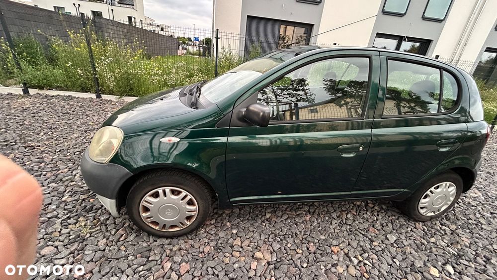 Toyota Yaris - 2