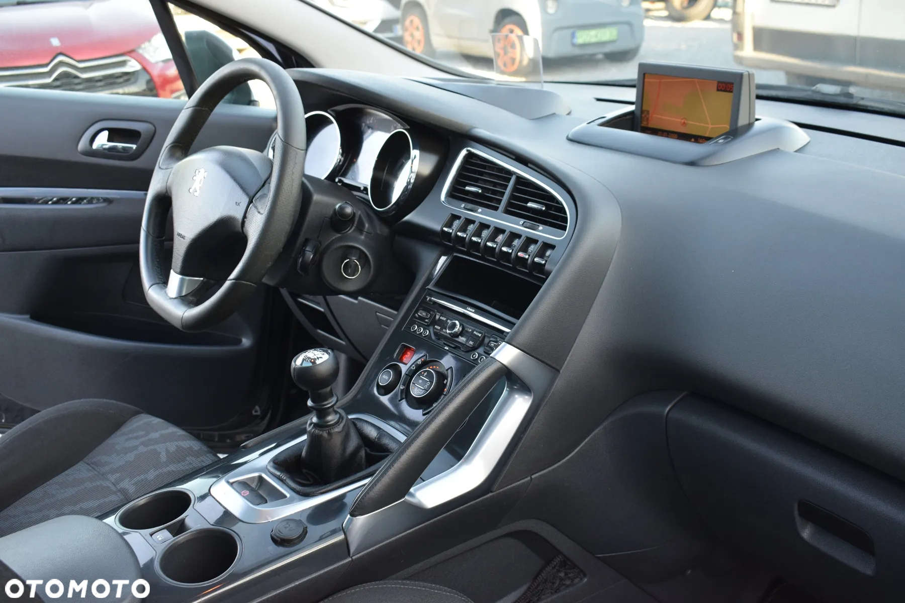 Peugeot 3008 HDi FAP 110 Premium - 11