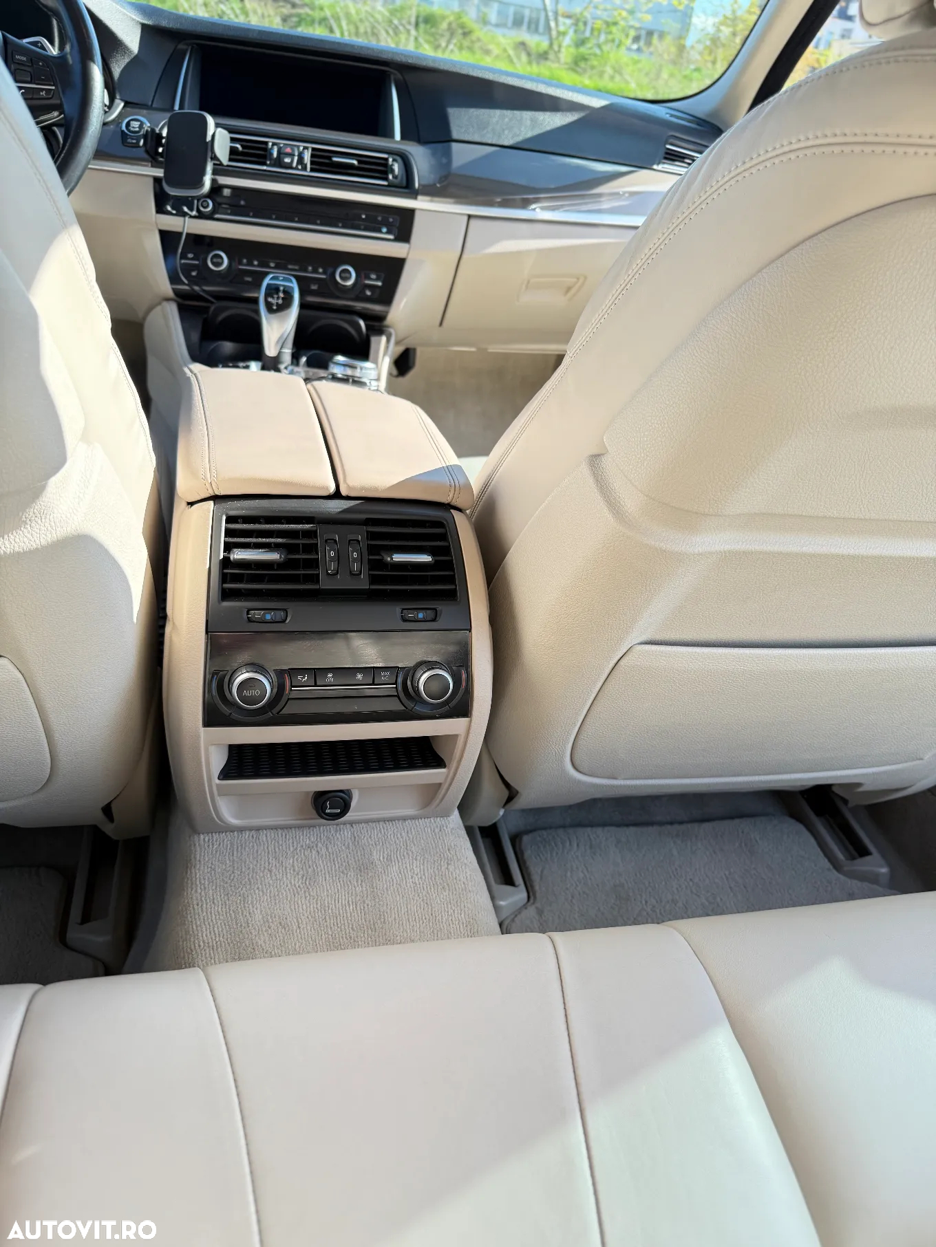 BMW Seria 5 535d Sport-Aut. Luxury Line - 11