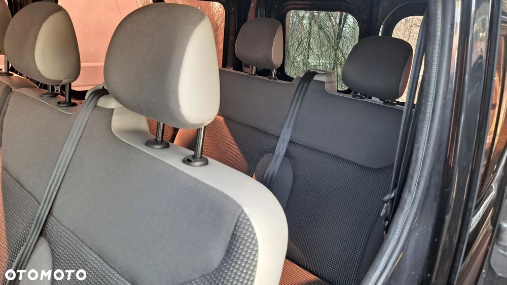 Opel Vivaro - 33