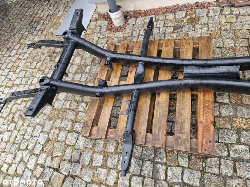 Rama Mercedes 170 S Zabytek - 3