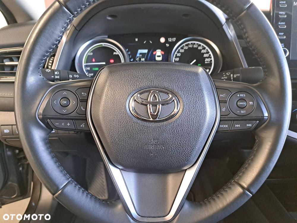 Toyota Camry 2.5 Hybrid Prestige CVT - 32