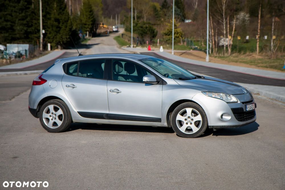 Renault Megane 1.5 dCi Privilege - 8