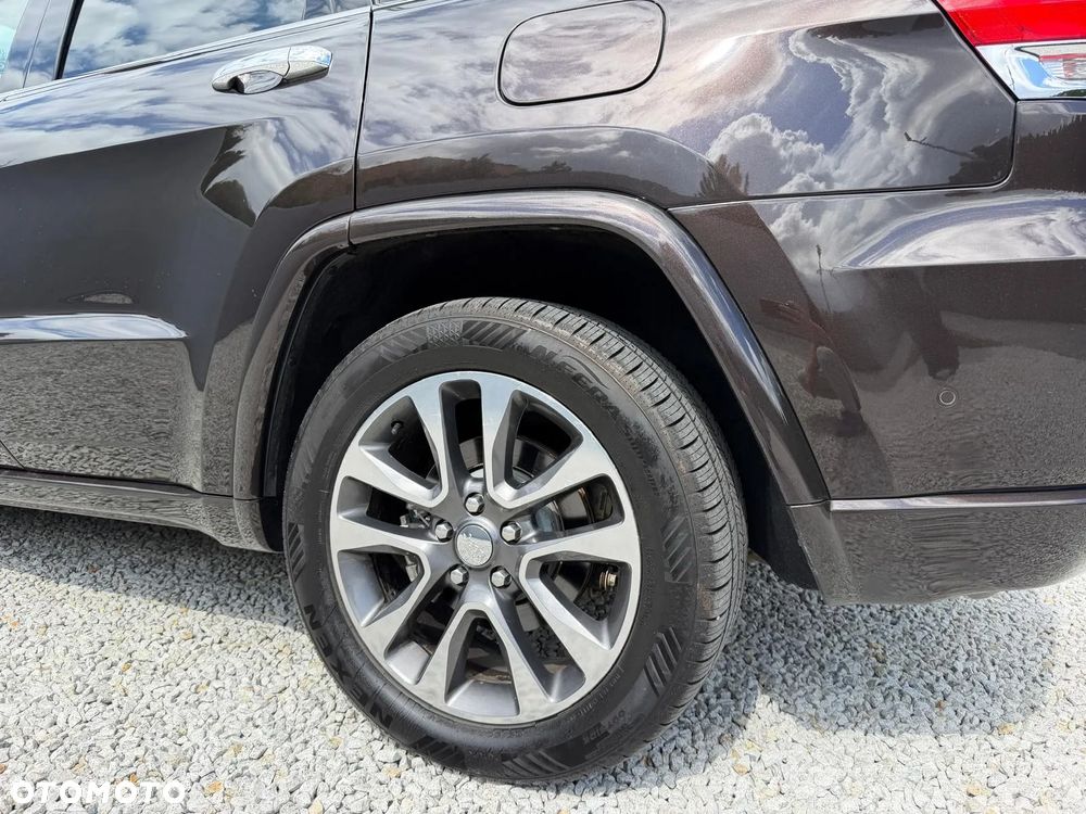 Jeep Grand Cherokee 5.7 V8 Overland - 18