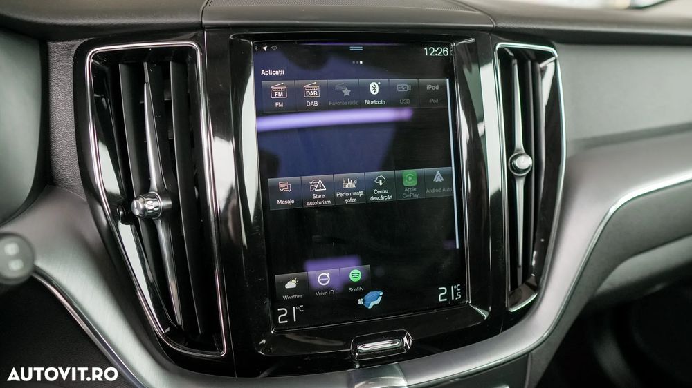 Volvo XC 60 T6 AWD Recharge Geartronic Inscription - 15