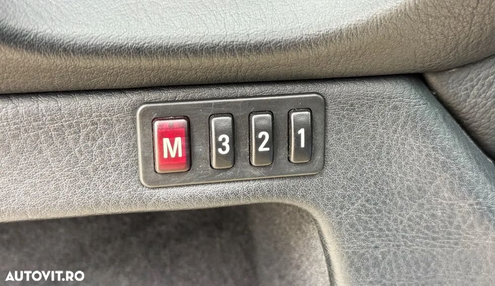 BMW Seria 5 535iA - 16