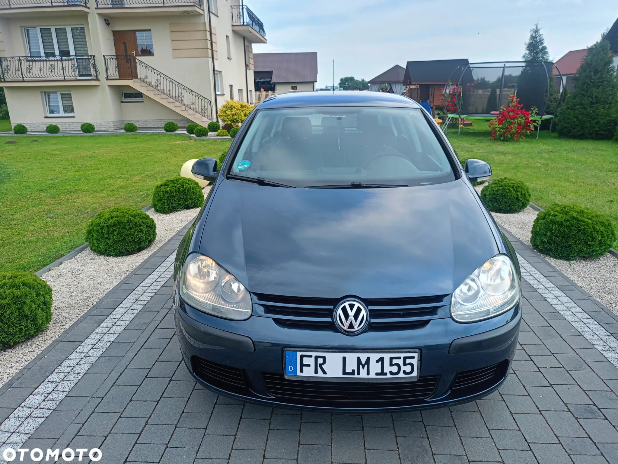 Volkswagen Golf - 2