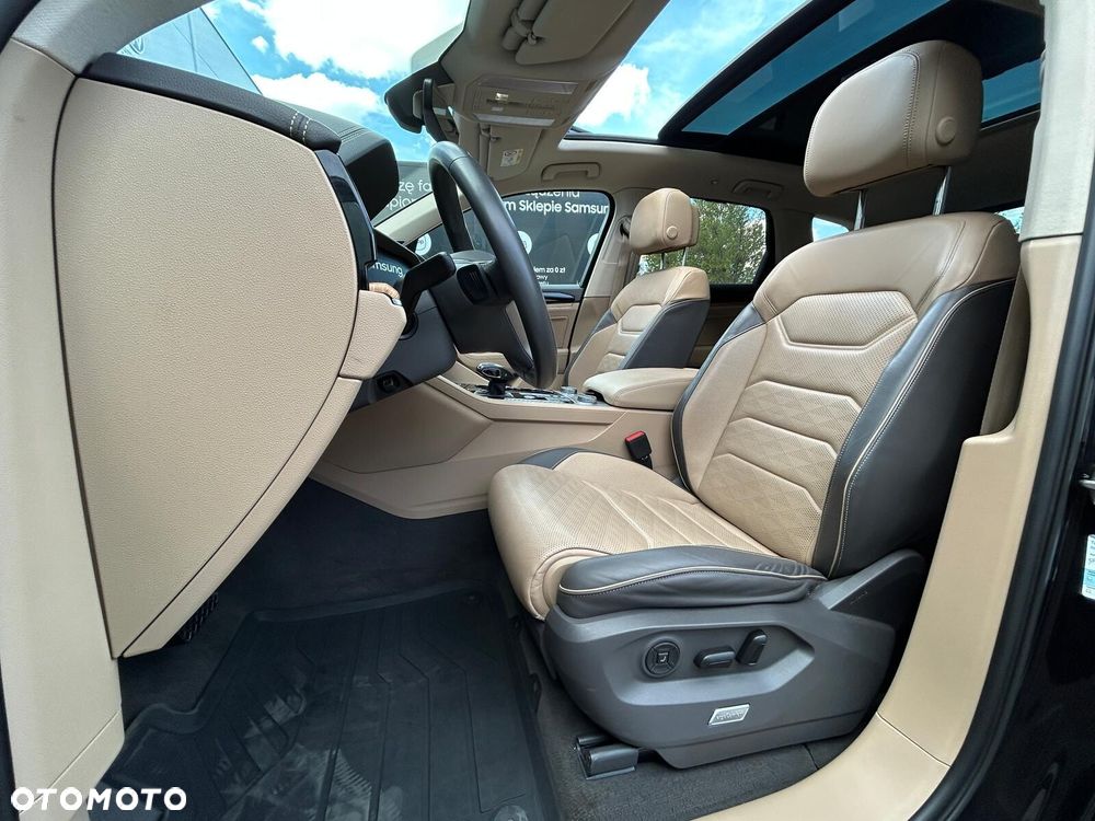 Volkswagen Touareg 3.0 V6 TDI SCR 4Mot - 8