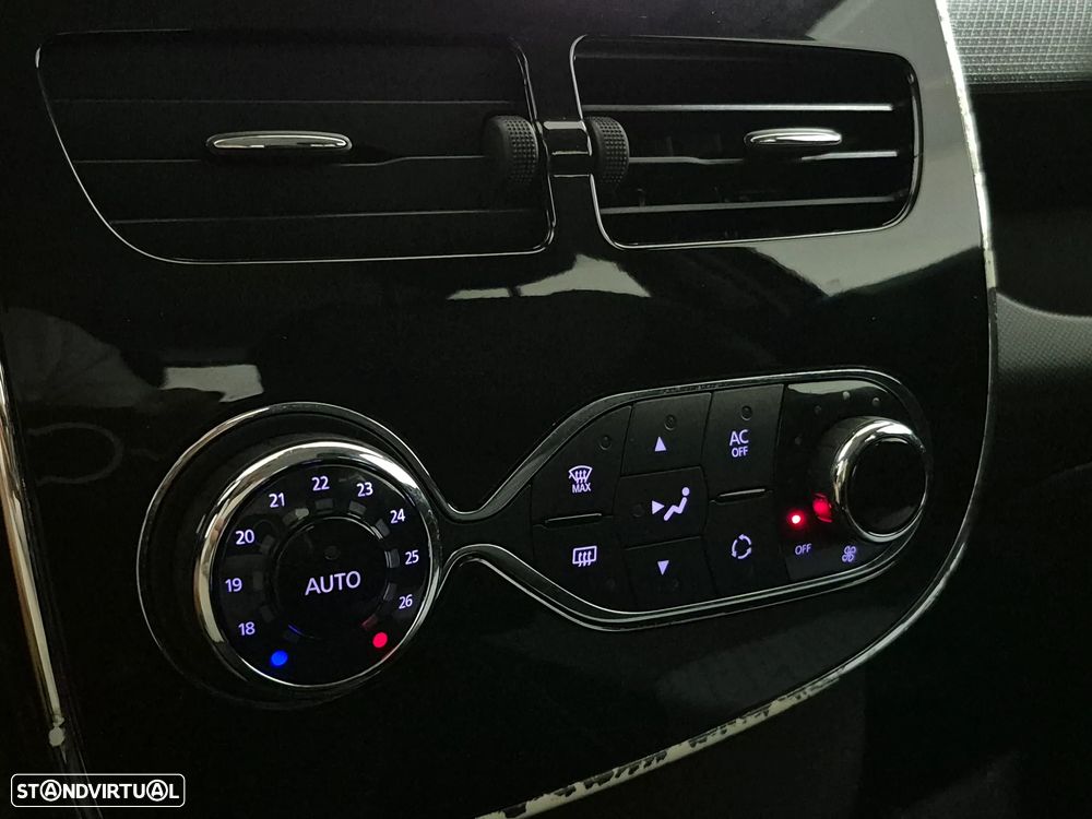 Renault Clio Sport Tourer 1.5 dCi Dynamique S - 20