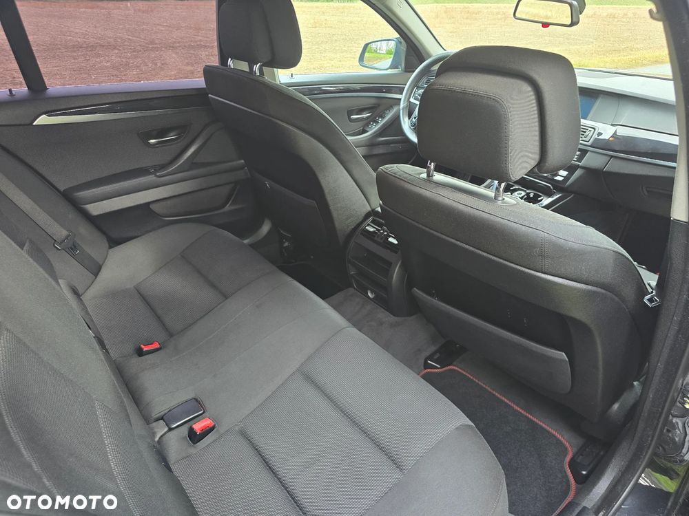 BMW Seria 5 - 34